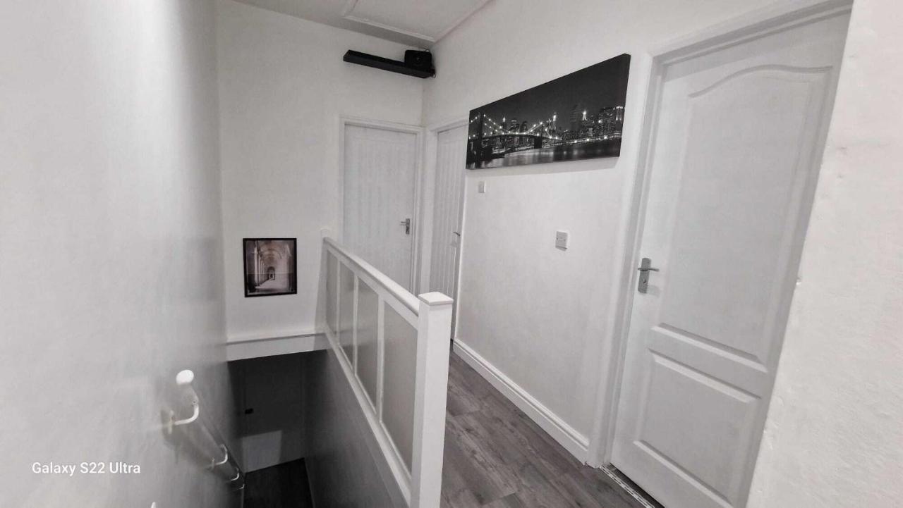 Sapphire Apartments Κάρντιφ Εξωτερικό φωτογραφία