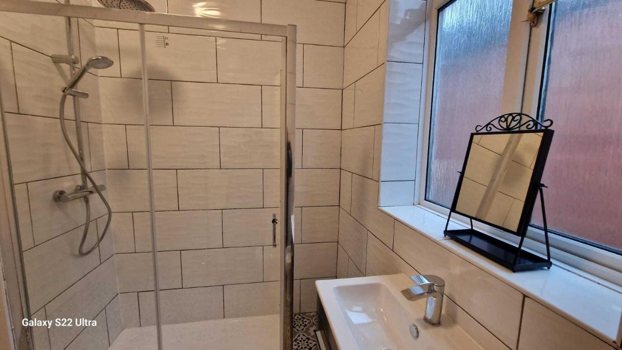 Sapphire Apartments Κάρντιφ Εξωτερικό φωτογραφία